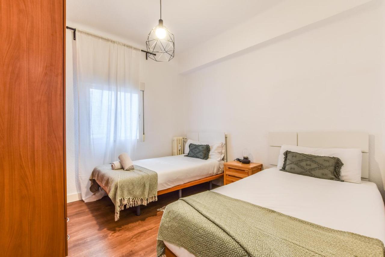 Retiro VIII Apartment Madrid Luaran gambar
