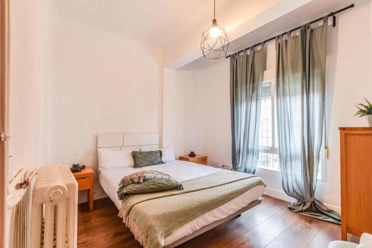 Retiro VIII Apartment Madrid Luaran gambar